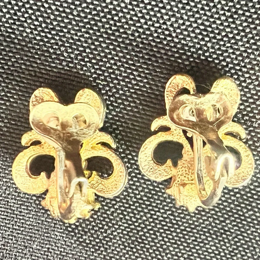 Vintage 1960s Gold Clip-On Earrings Copper‎ Orange Rhinestone Scroll Pat Pending